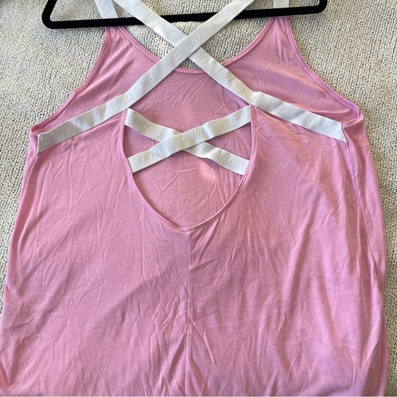 Nike Pink Women's workout tank top crisscross back XXL - Picture 4 of 6